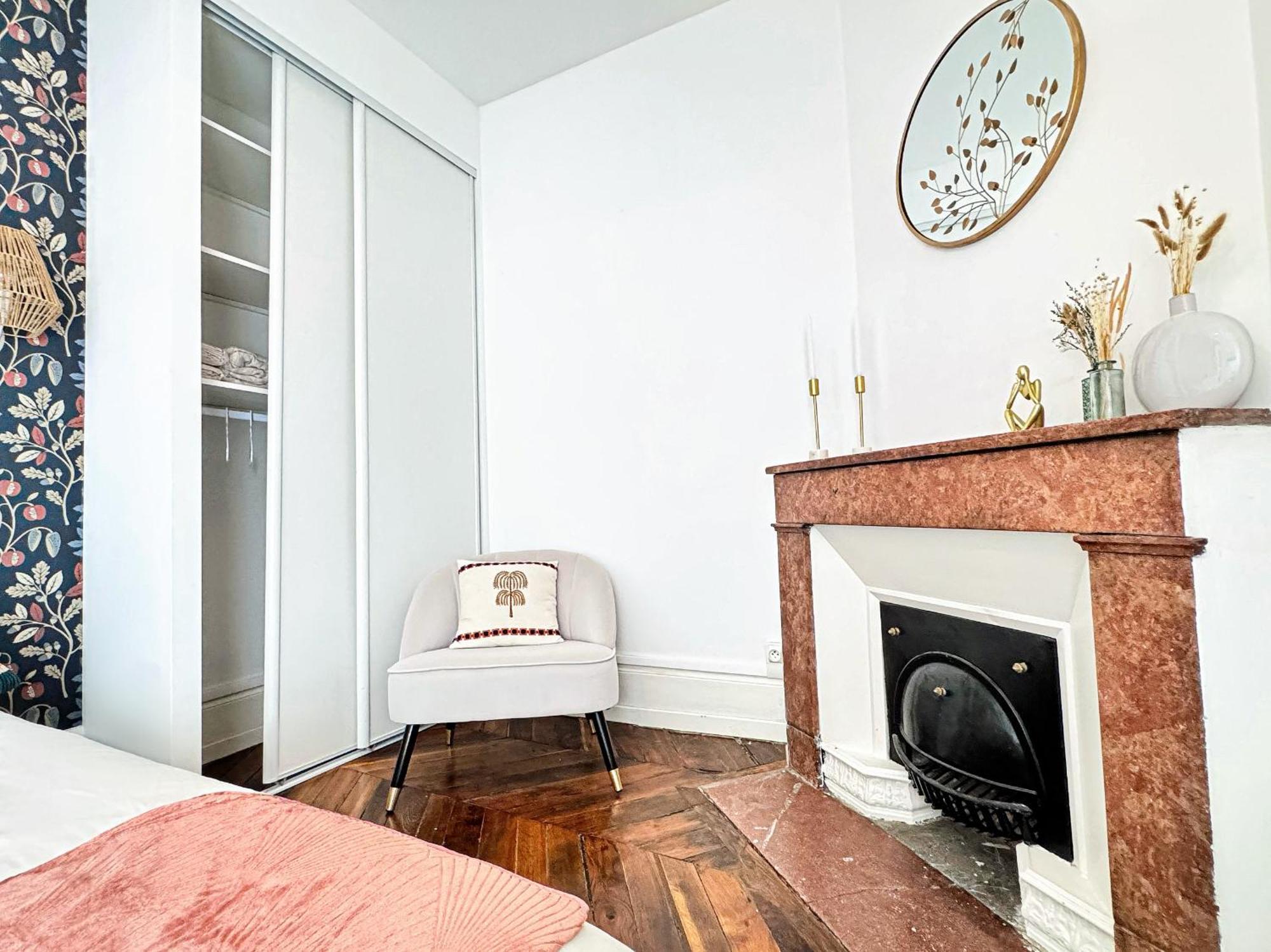Flamenco Apartment
